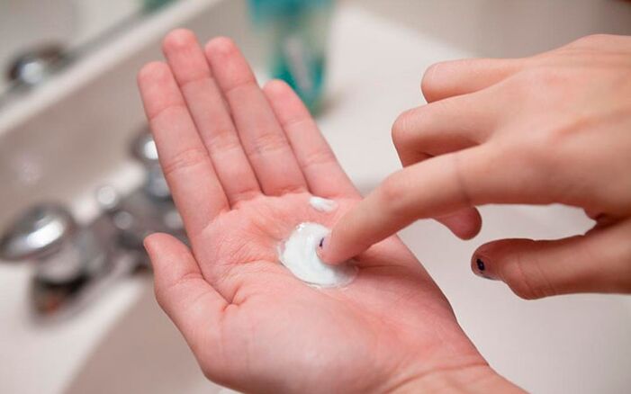 scrub na may soda para sa pagpapalaki ng ari